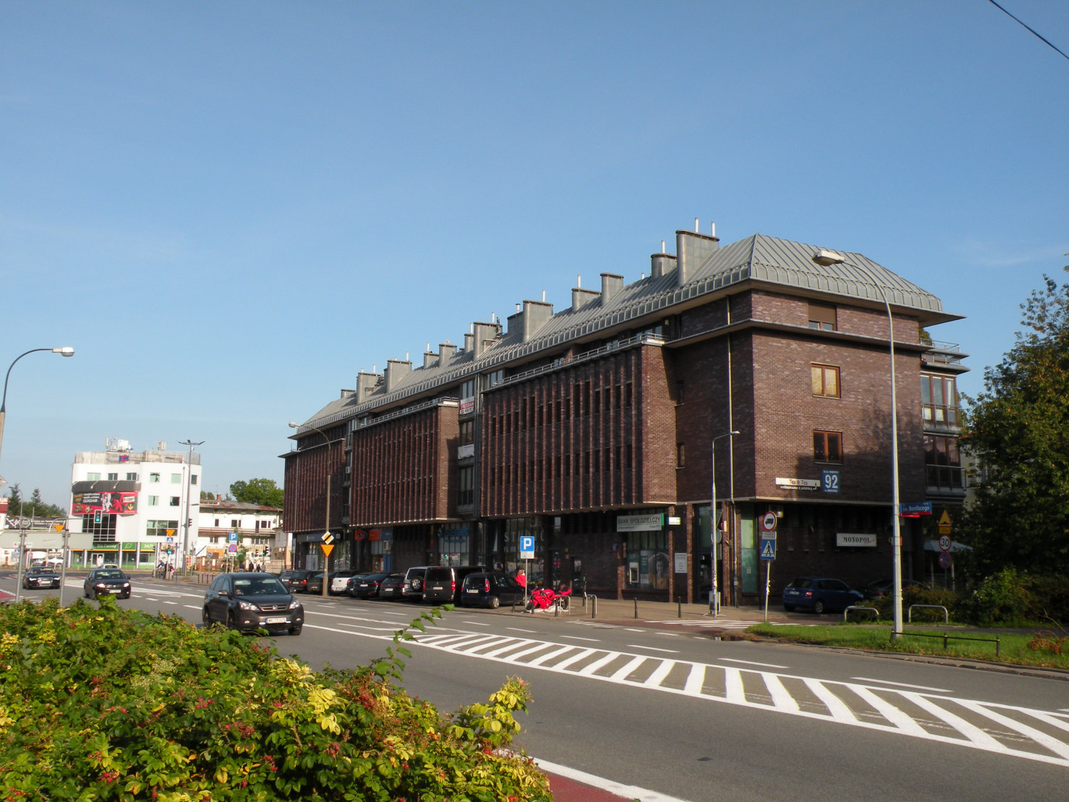 Zdjęcie architektury budynku Budynek mieszkalno-usługowy